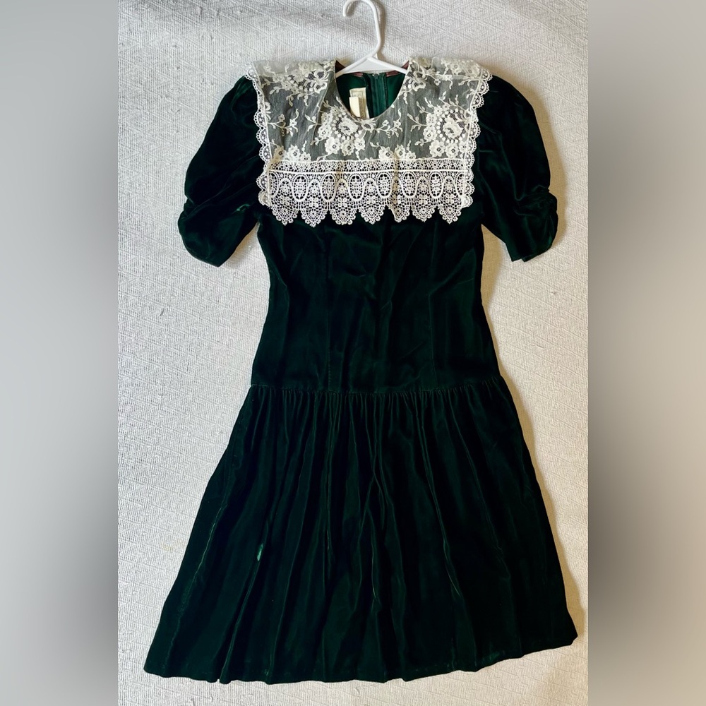 Vintage Gunne Sax Green Velvet Dress with Lace Accents